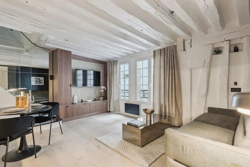 Apartmán Duplex Quartier Du Louvre 75002 Paříž 0*,